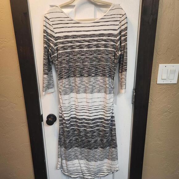 Athleta Dresses & Skirts - Athleta Comeback Striped Midi Dress Pima Cotton/Modal/Spandex size Large